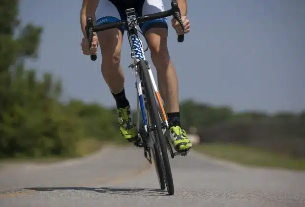 Pourquoi les cyclistes s'épilent-ils les jambes ?